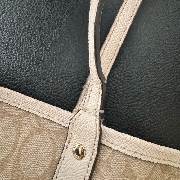 Coach tote - Picture 7 of 7